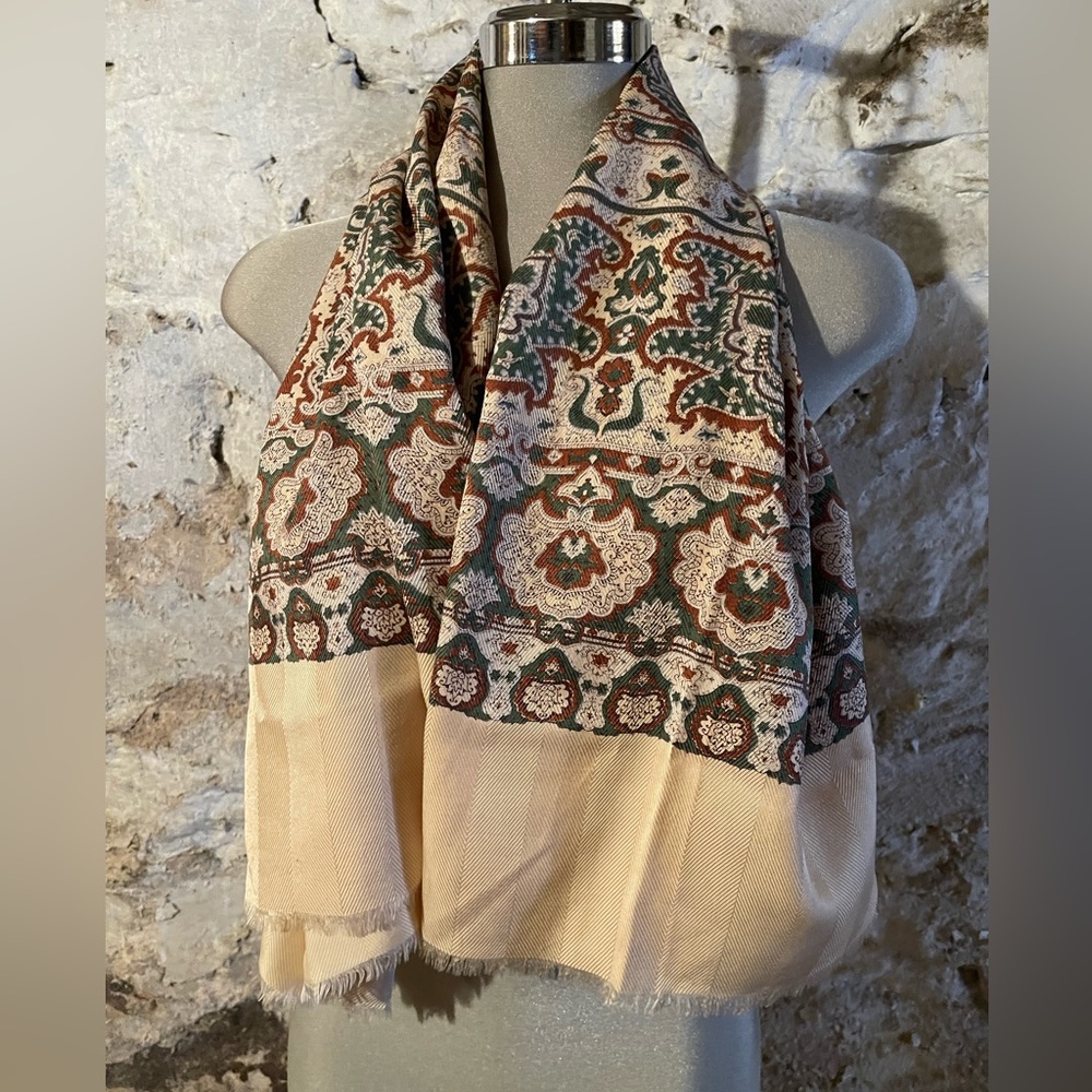 Scarf - Picture 2 of 3